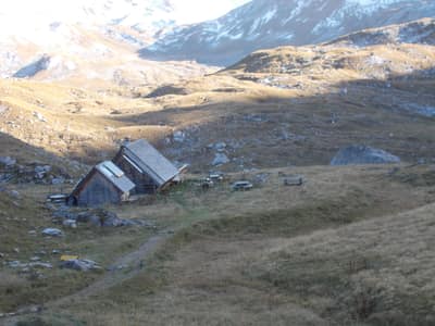 Photo de Aire de bivouac — Refuge des lacs Merlet